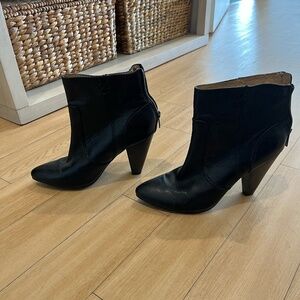 Frye - Regina Heel Bootie